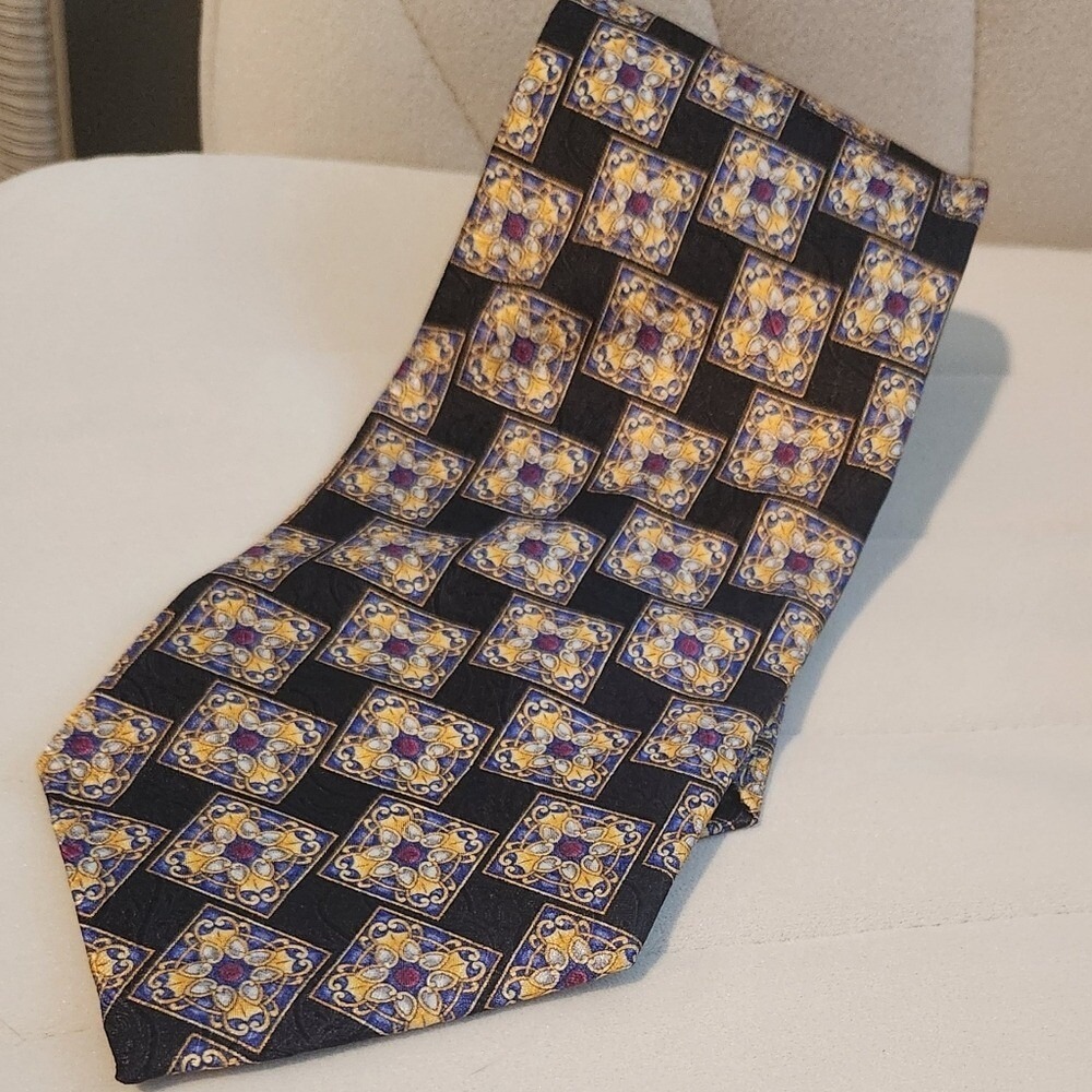 Jos A Bank Signature Gold Silk Tie Black Gold Limited Edition 59x4 Professional
